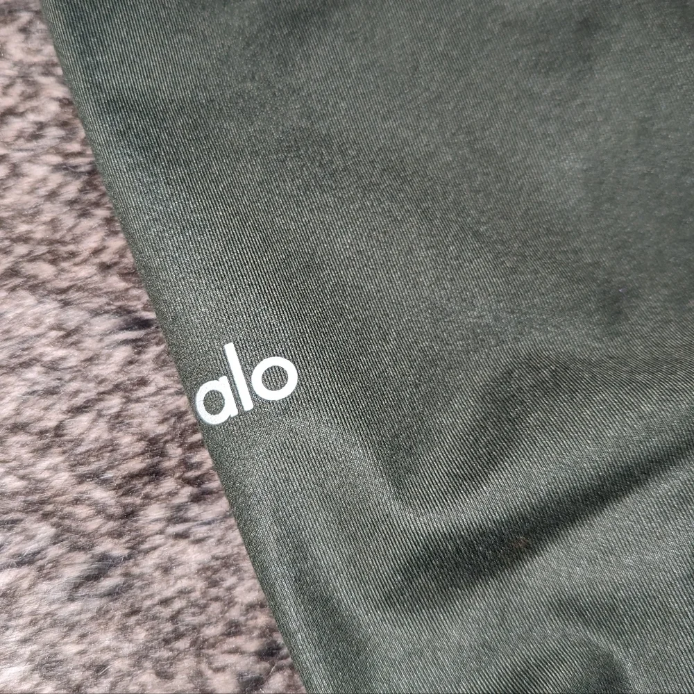 ALO Yoga Idol Ruched Over Heel Leggings Green Women's Small